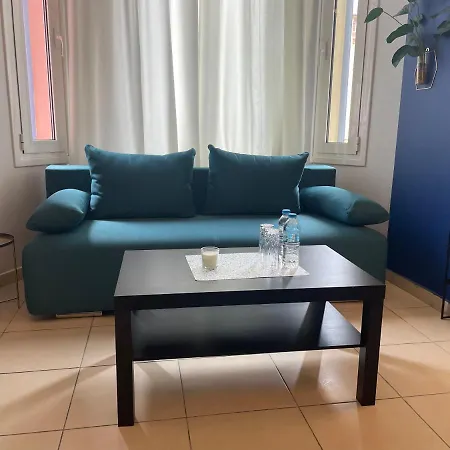 Apartament 9 *